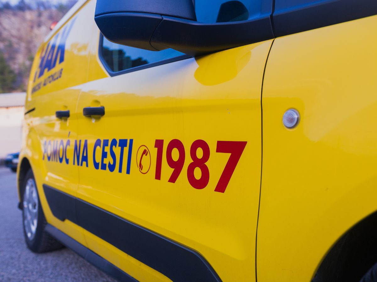 Služba pomoći na cesti